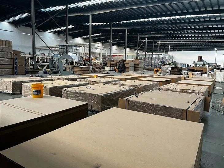 Madera MDF 1830 x 2440