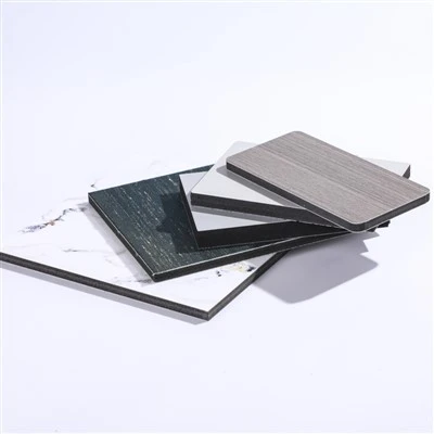 Co-extruded plyonka bilan qoplangan devor paneli